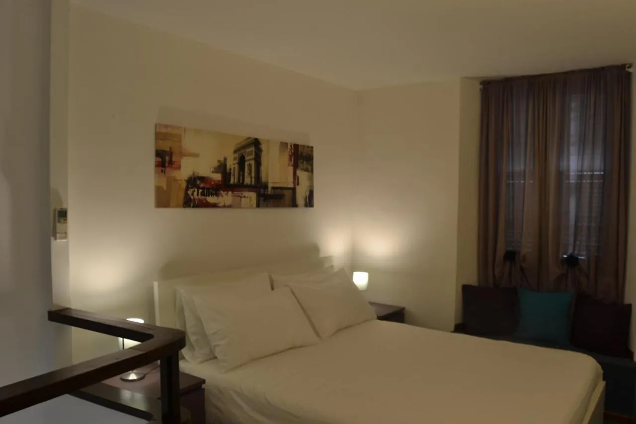 Palazzo Velli Suites Rome 0*,
