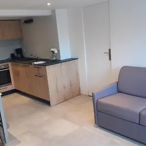 https://logement-entier-4-personnes-villefranche-sur-saone.hotels-rhonealpes.com